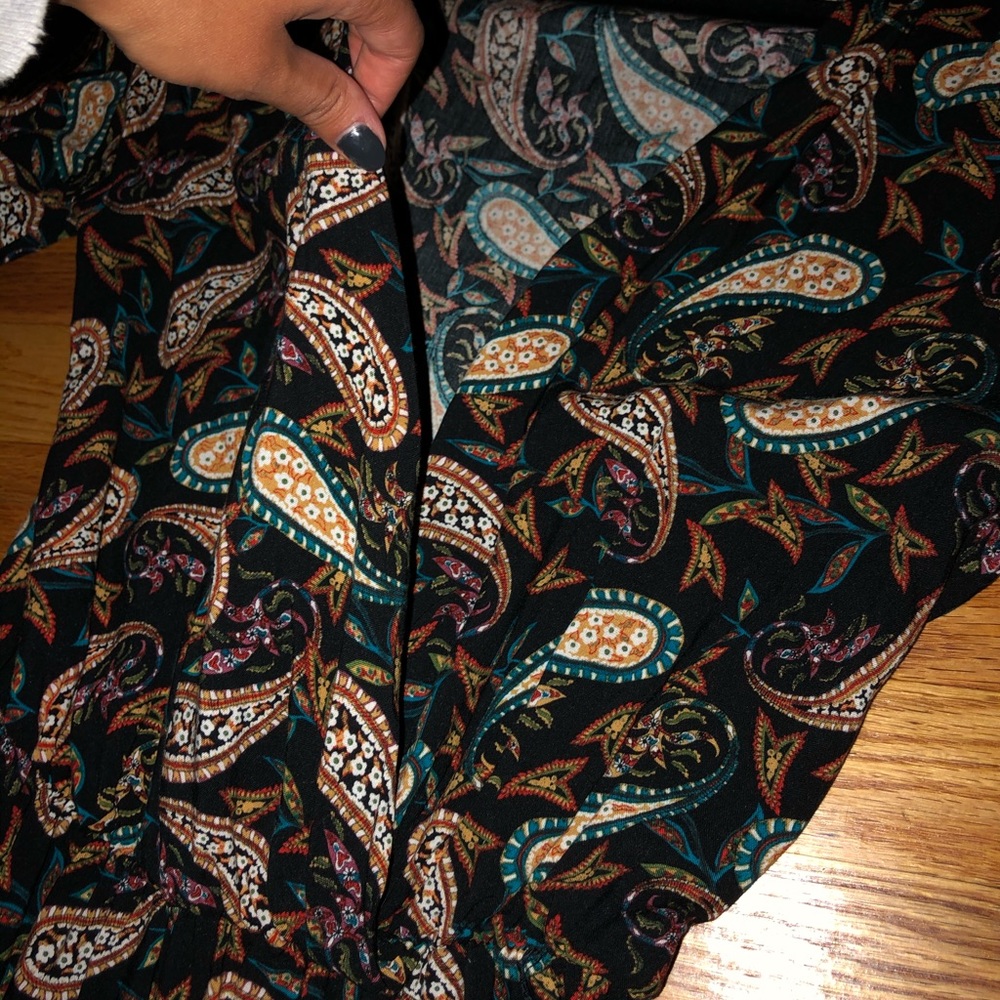 Romper - Picture 3 of 4